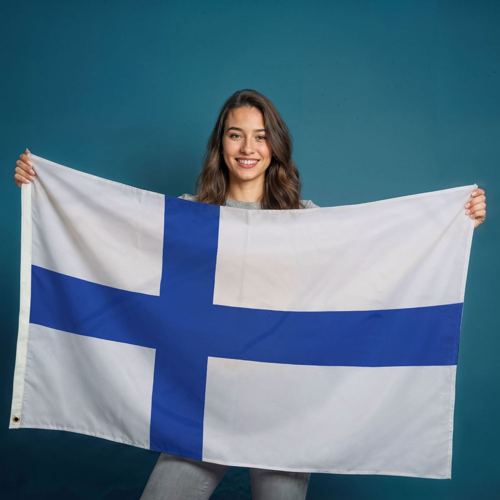 Décoration Sportive Finlande Drapeau Finlande 150x90cm - Polyester - 2 œillets Métal - Pour événements Sportifs Drapeau Polyester Oeillets